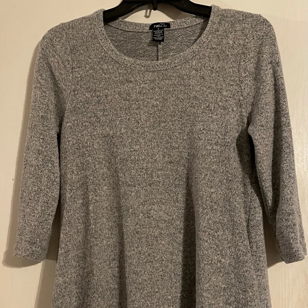 Rue21 sweater- heather gray-Size small